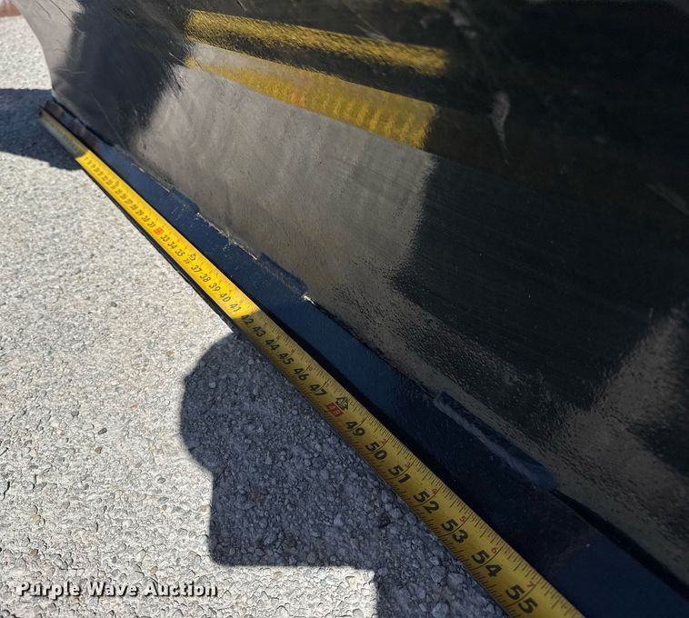 image for item DH9954 2004 Ditch Witch RT40 trencher