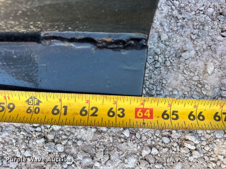 image for item DH9954 2004 Ditch Witch RT40 trencher