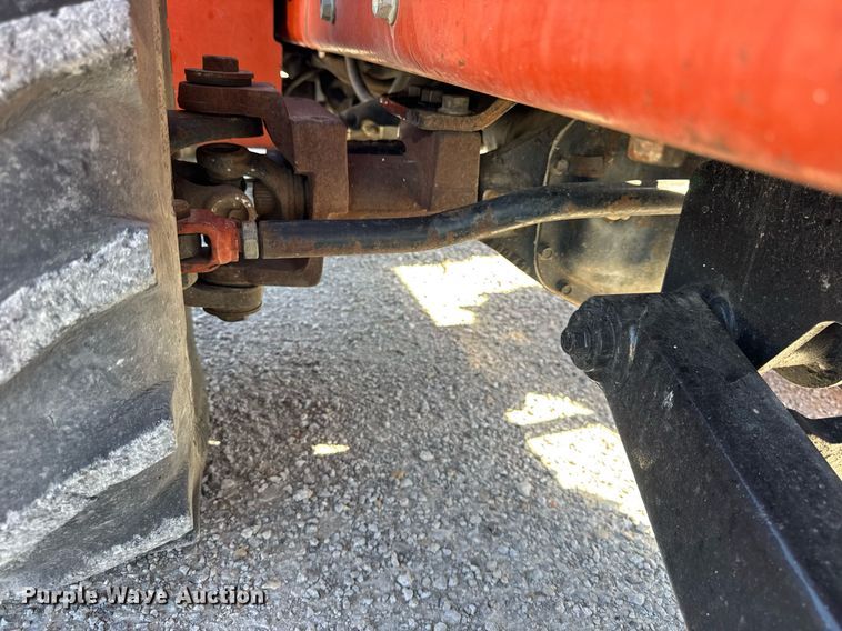 image for item DH9954 2004 Ditch Witch RT40 trencher