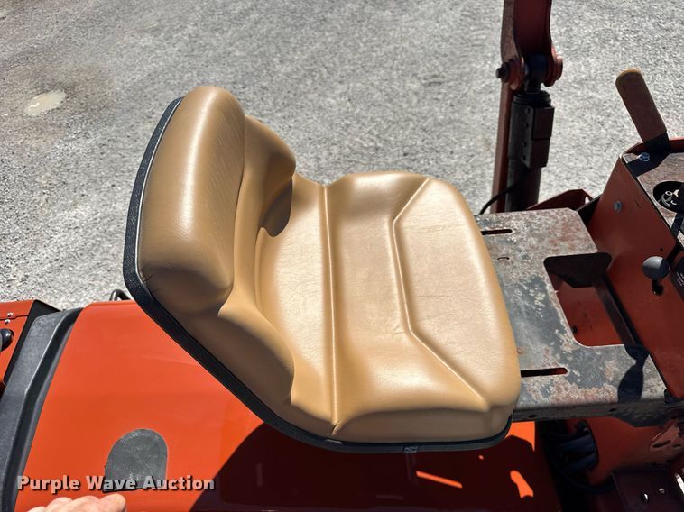 image for item DH9954 2004 Ditch Witch RT40 trencher