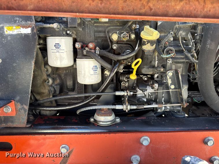 image for item DH9954 2004 Ditch Witch RT40 trencher