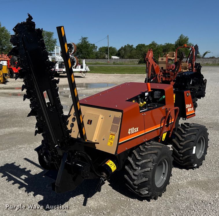 デジヴィイス1999 1999 Ditch Witch 410SXD vibratory cable plow in Clinton, IL