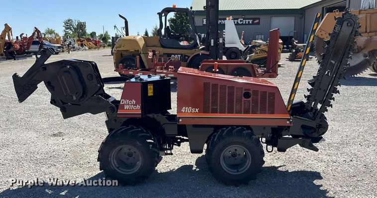 image for item DH9955 1999 Ditch Witch 410SXD vibratory cable plow