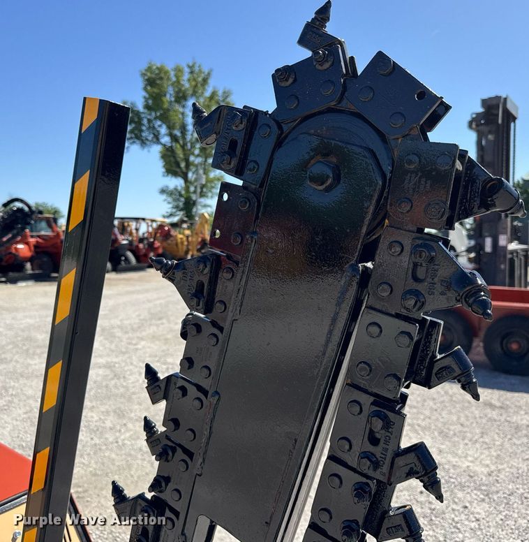 image for item DH9955 1999 Ditch Witch 410SXD vibratory cable plow