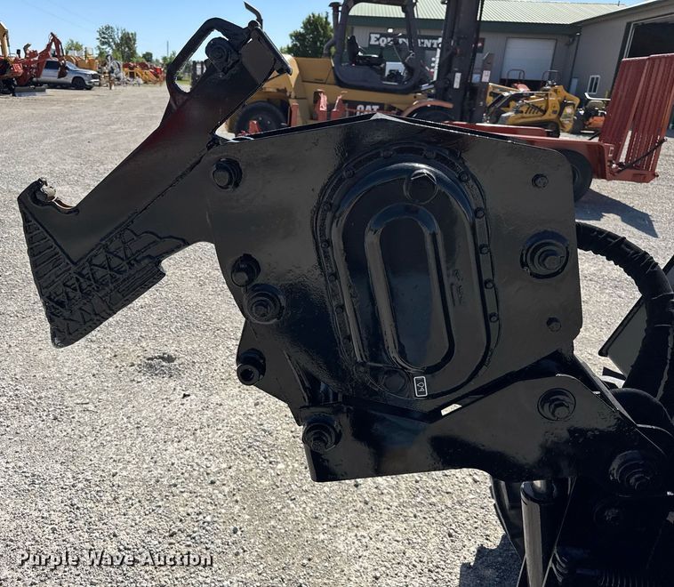 image for item DH9955 1999 Ditch Witch 410SXD vibratory cable plow