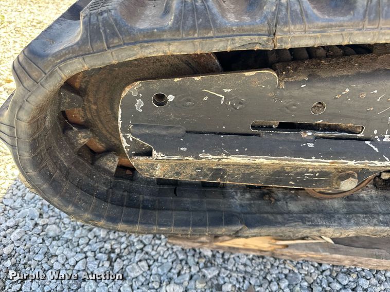 image for item DH9957 2016 Vermeer S800TX compact utility loader