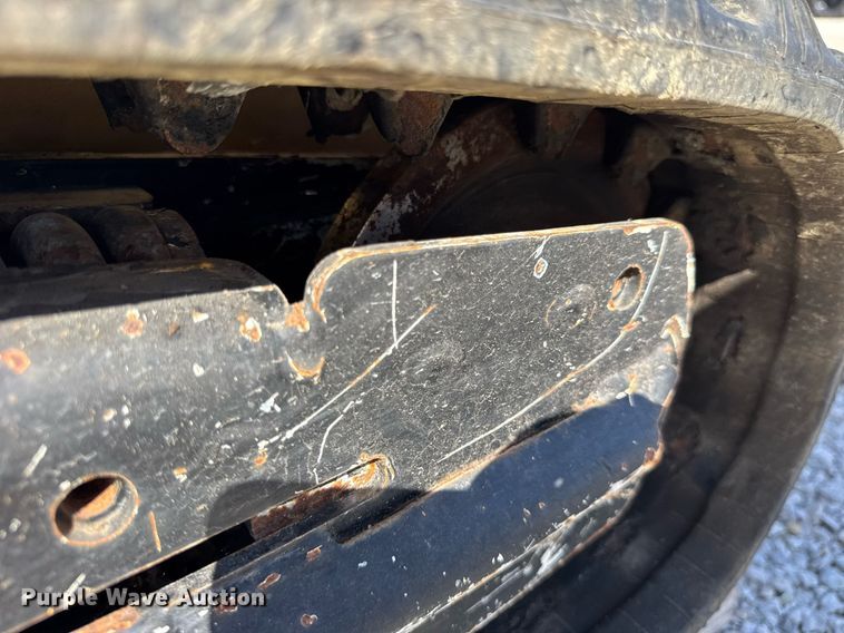 image for item DH9957 2016 Vermeer S800TX compact utility loader