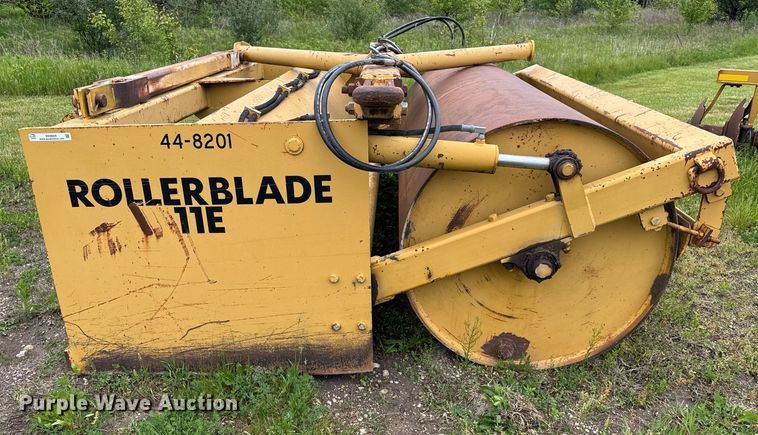 image for item DH9959 Holmes Rollerblade 11E scraper