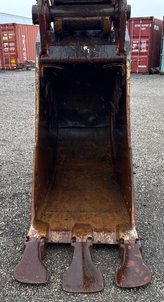 image for item DH9960 2017 Caterpillar 345D L excavator