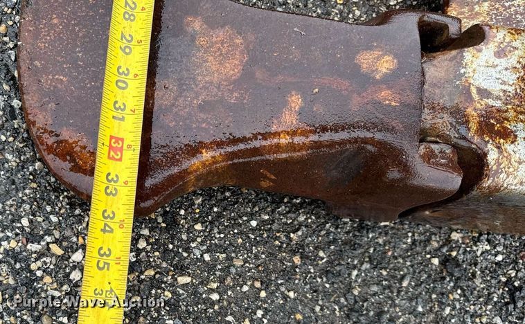 image for item DH9960 2017 Caterpillar 345D L excavator