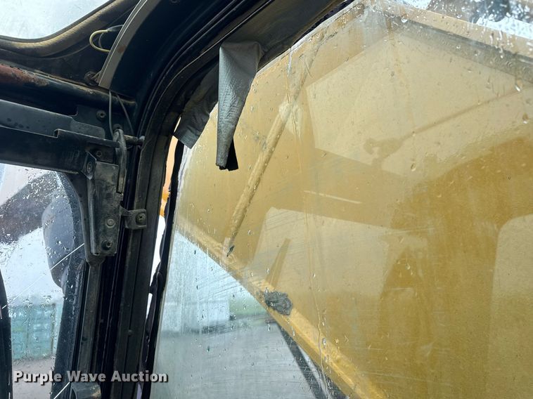 image for item DH9960 2017 Caterpillar 345D L excavator