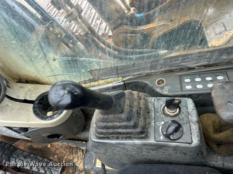 image for item DH9960 2017 Caterpillar 345D L excavator