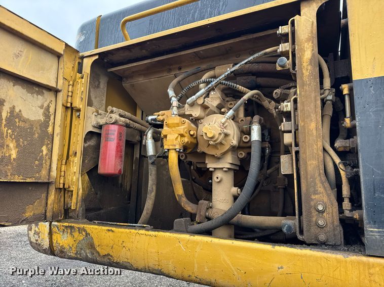 image for item DH9960 2017 Caterpillar 345D L excavator