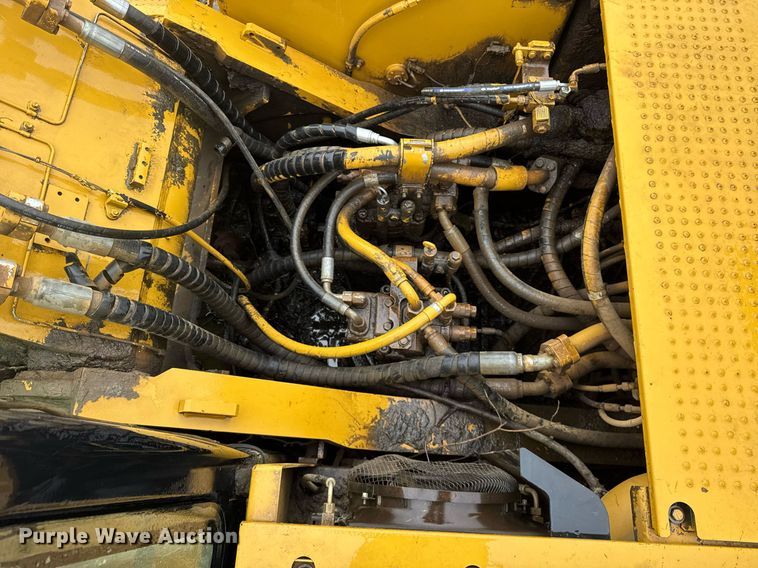 image for item DH9960 2017 Caterpillar 345D L excavator