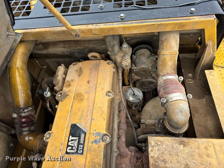 image for item DH9960 2017 Caterpillar 345D L excavator