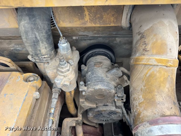 image for item DH9960 2017 Caterpillar 345D L excavator