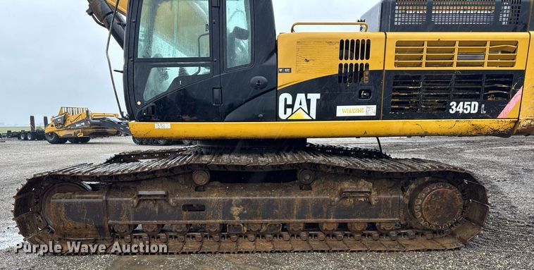 image for item DH9960 2017 Caterpillar 345D L excavator