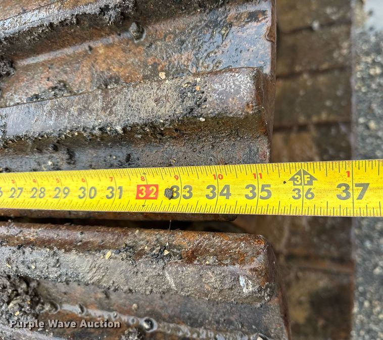 image for item DH9960 2017 Caterpillar 345D L excavator