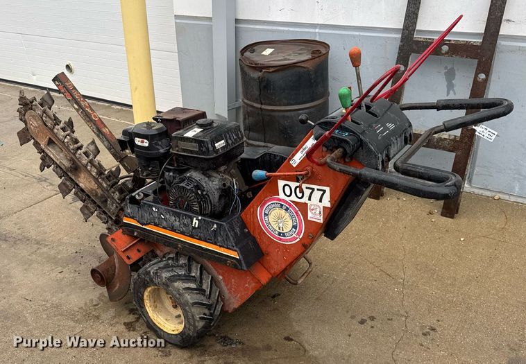 image for item DH9962 1998 Ditch Witch 1030H trencher