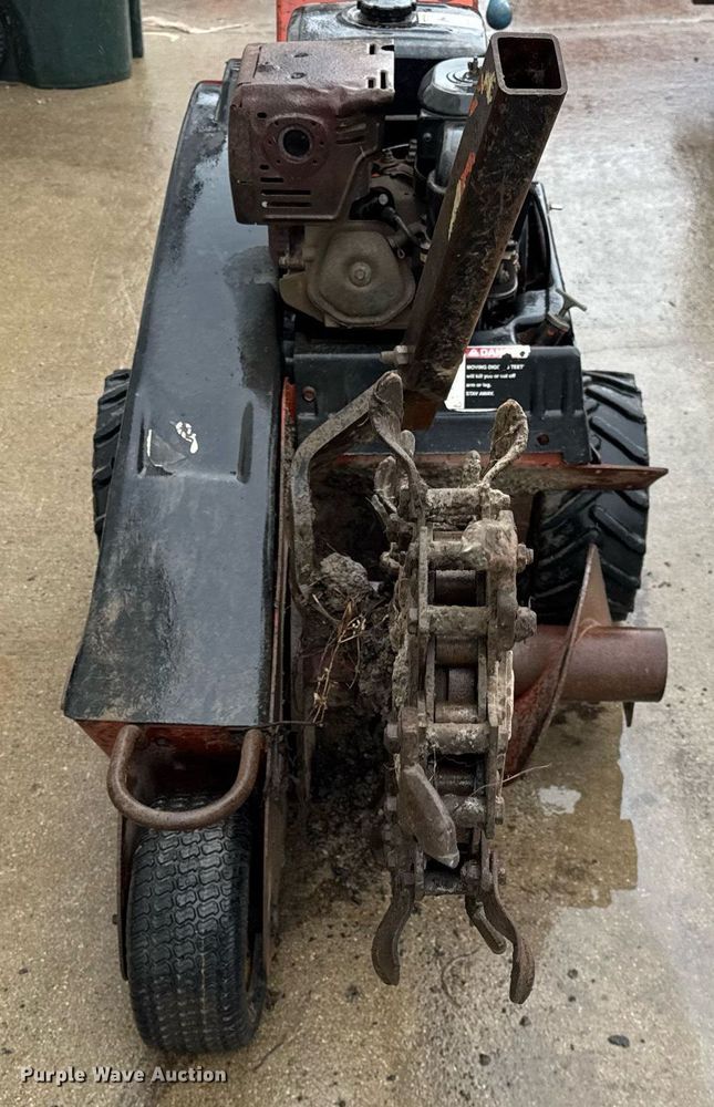 image for item DH9962 1998 Ditch Witch 1030H trencher