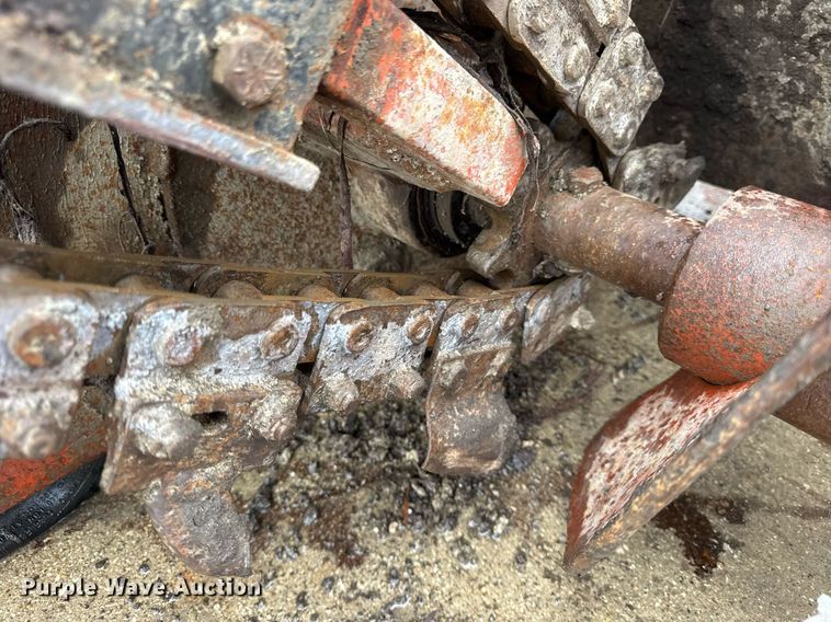 image for item DH9962 1998 Ditch Witch 1030H trencher