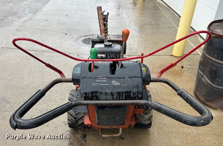 image for item DH9962 1998 Ditch Witch 1030H trencher