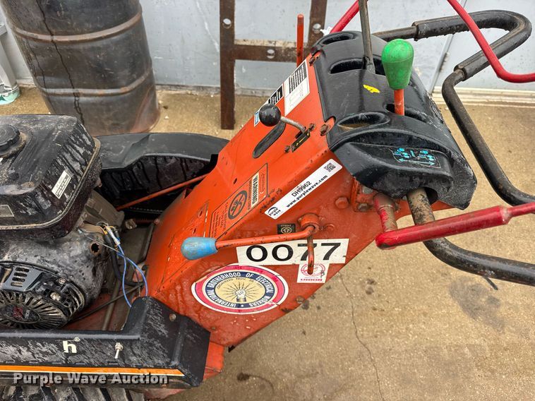 image for item DH9962 1998 Ditch Witch 1030H trencher