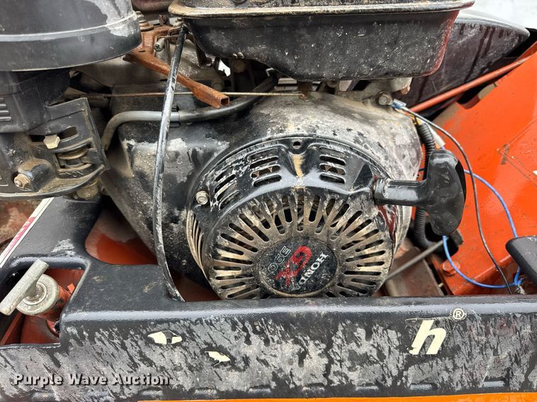 image for item DH9962 1998 Ditch Witch 1030H trencher