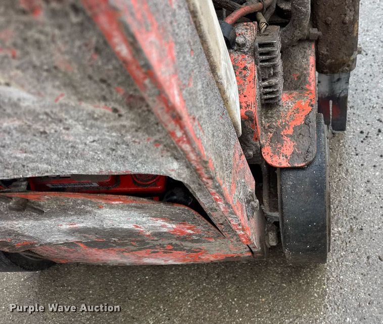 image for item DH9963 Husqvarna concrete saw