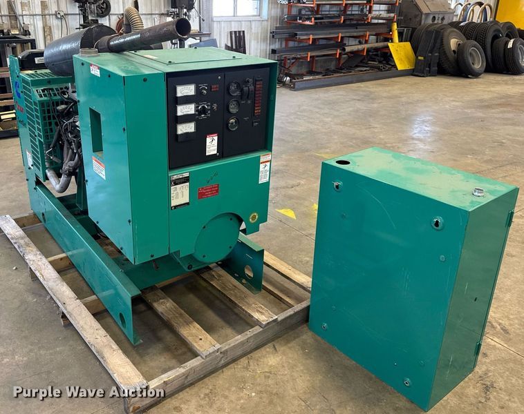 image for item DH9980 2001 Cummins Onan GGFE-4956524 generator