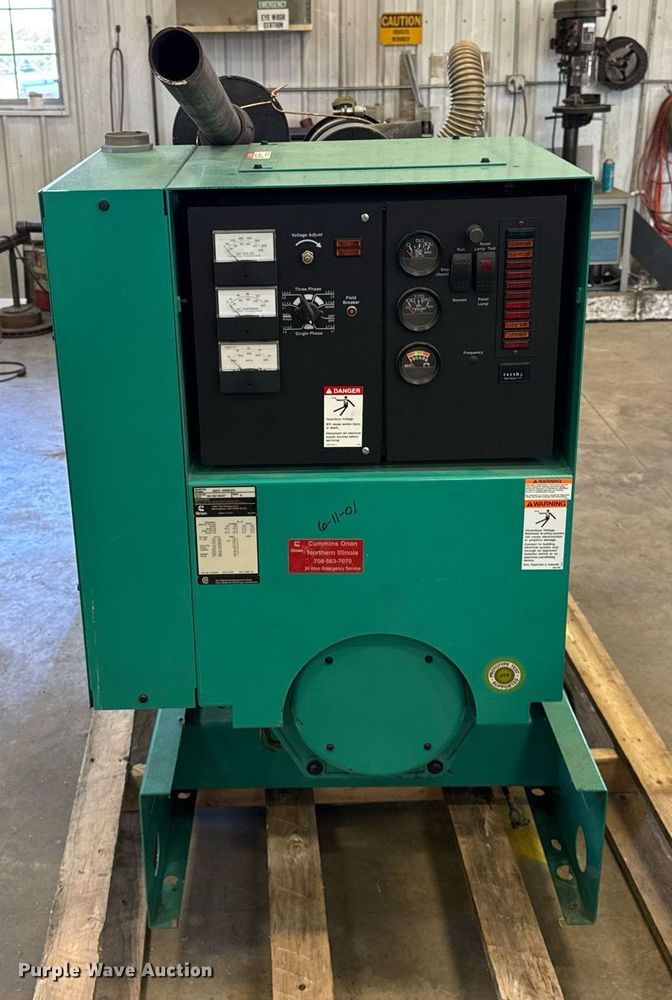 image for item DH9980 2001 Cummins Onan GGFE-4956524 generator