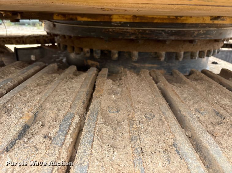 image for item DM1895 2017 Caterpillar 323F L excavator