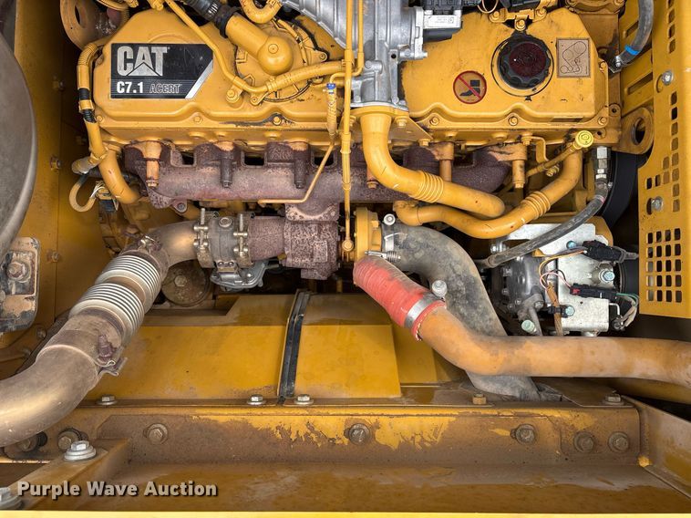 image for item DM1895 2017 Caterpillar 323F L excavator