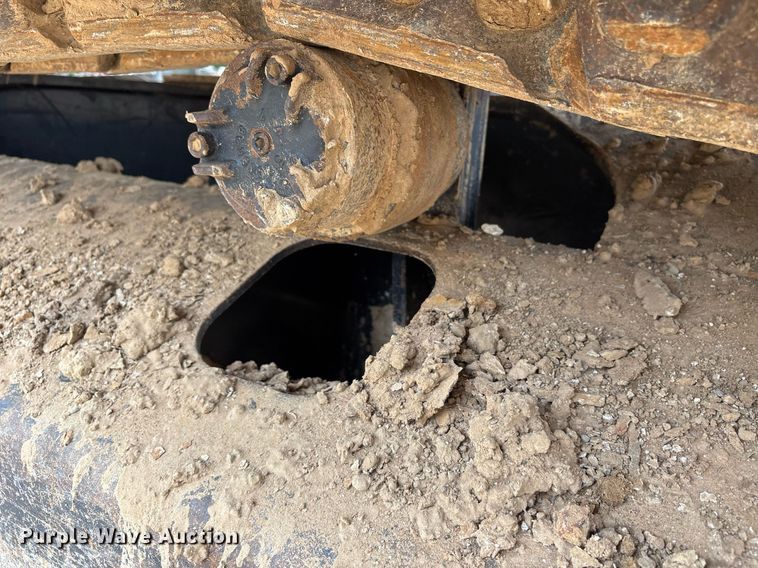 image for item DM1895 2017 Caterpillar 323F L excavator