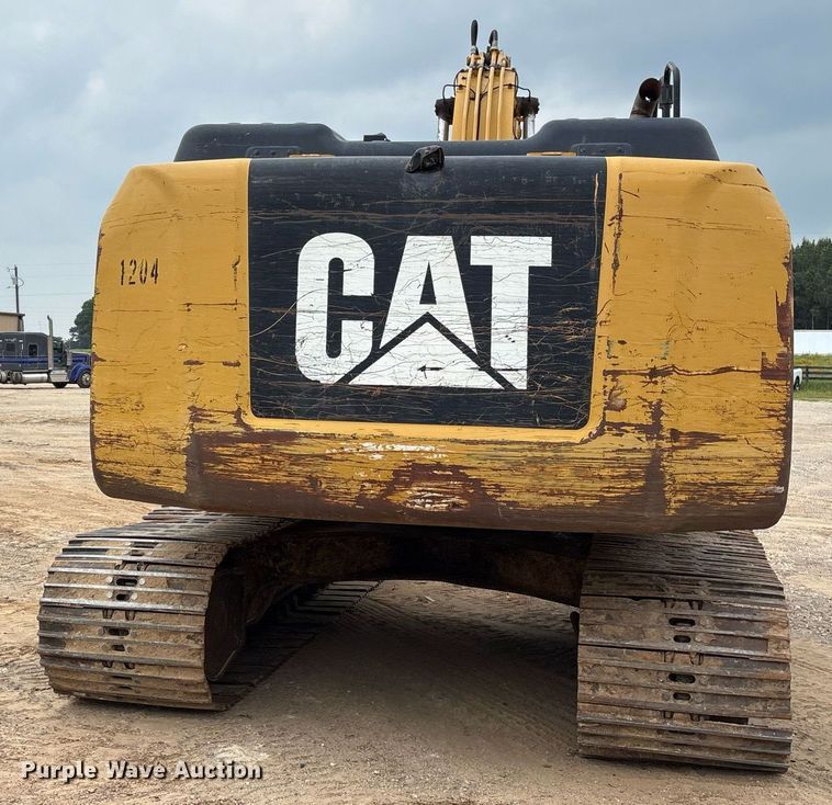 image for item DM1896 2013 Caterpillar 320E L excavator