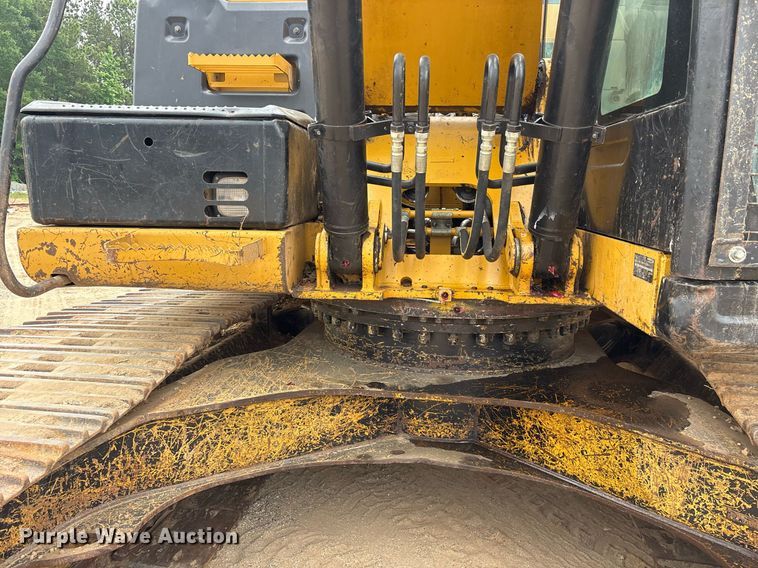 image for item DM1896 2013 Caterpillar 320E L excavator
