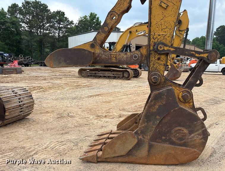 image for item DM1896 2013 Caterpillar 320E L excavator