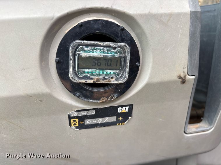 image for item DM1896 2013 Caterpillar 320E L excavator