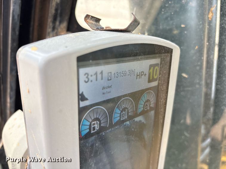 image for item DM1896 2013 Caterpillar 320E L excavator