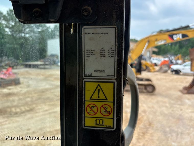 image for item DM1896 2013 Caterpillar 320E L excavator