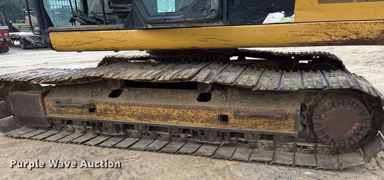 image for item DM1896 2013 Caterpillar 320E L excavator