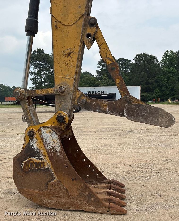 image for item DM1897 2013 Caterpillar 320E L excavator