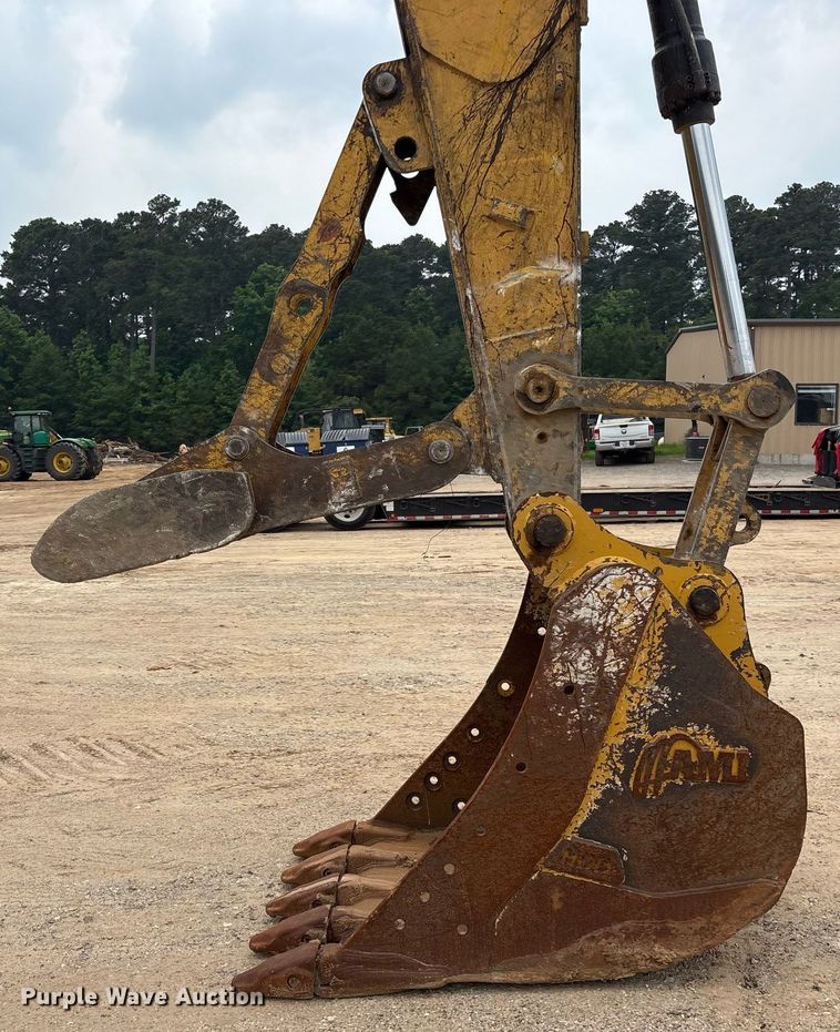 image for item DM1897 2013 Caterpillar 320E L excavator