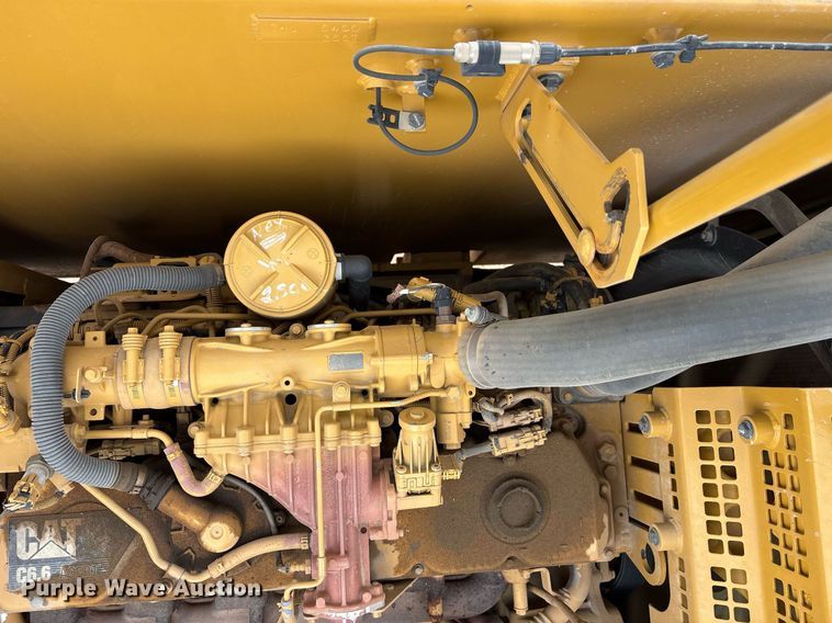 image for item DM1897 2013 Caterpillar 320E L excavator