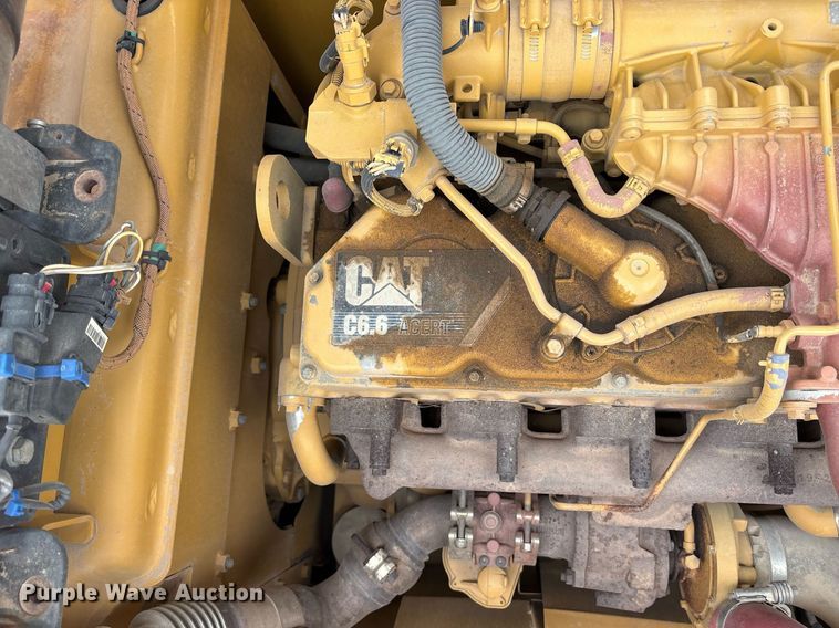 image for item DM1897 2013 Caterpillar 320E L excavator