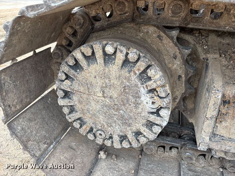 image for item DM1897 2013 Caterpillar 320E L excavator