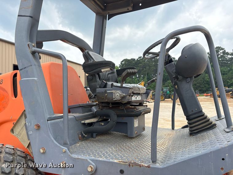 image for item DM1898 2012 Hamm 3307 single drum vibratory roller