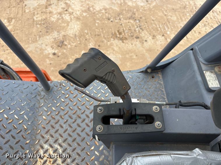 image for item DM1898 2012 Hamm 3307 single drum vibratory roller