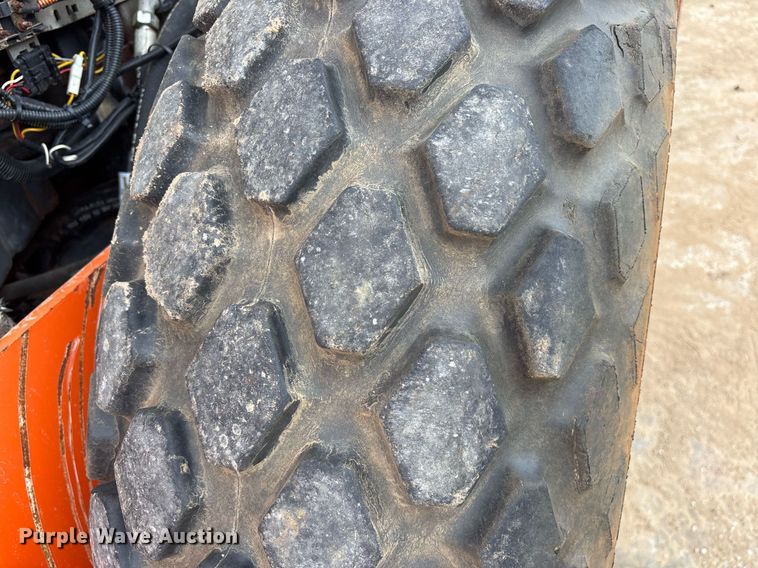 image for item DM1898 2012 Hamm 3307 single drum vibratory roller