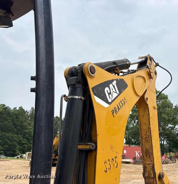 image for item DM1899 2010 Caterpillar 420E backhoe